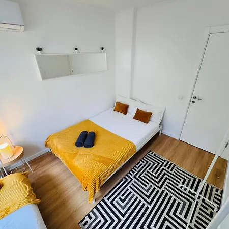 Гостьовий будинок Crespo House I Fantastic D
