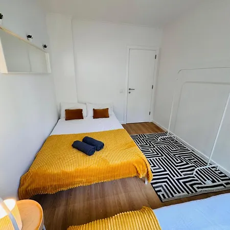 Crespo House I Fantastic D *